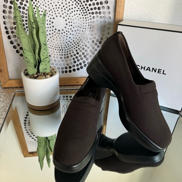 Stuart Weitzman Women's Brown Stretch Rubber Platform Shoes Size 9 M - Picture 1 of 14